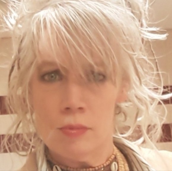 Meet your Posher, Ryan - Picture 2 of 3